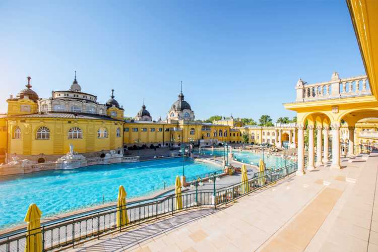 Scopri le migliori esperienze a Budapest – Esplora, degusta e connettiti con la cultura locale nel 2026 Esperienze indimenticabili a Budapest – Tour guidati, escursioni, degustazioni e avventure autentiche nel 2026